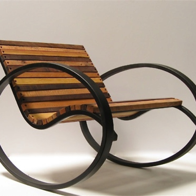 Люлеещ стол от ковано желязо 2029